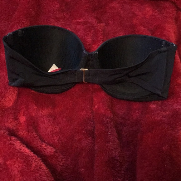 Strapless Victoria secret bikini top - Picture 2 of 2